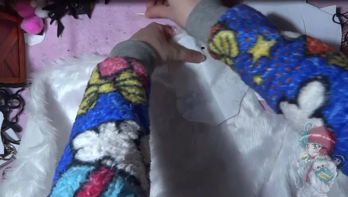 Cut out the patterns. The video shows how many pieces to cut out for each template.