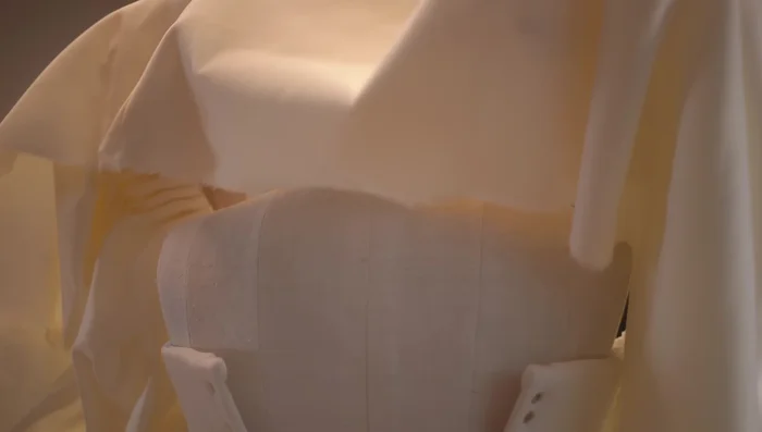 Shorten and attach the petticoat to provide extra support and puffiness.