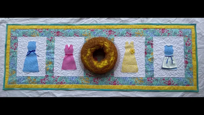 Quilt: Quilt the layers using free-motion or straight-line stitching. 