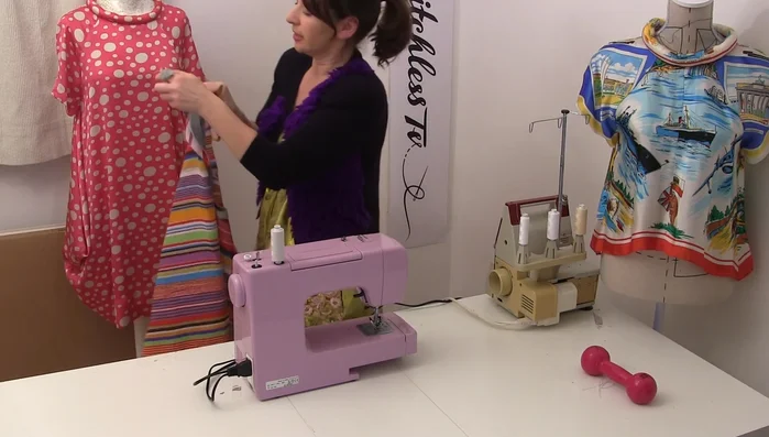 Attach ribbing to armholes and neckline using the same method as above.