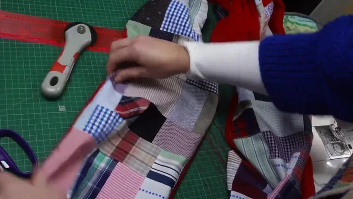Wash and Finish: Wash the scarf to set the fabric and give it a soft, finished look.