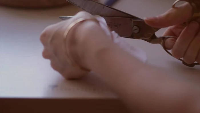 Close banana seam: Use a ladder stitch to close the opening.