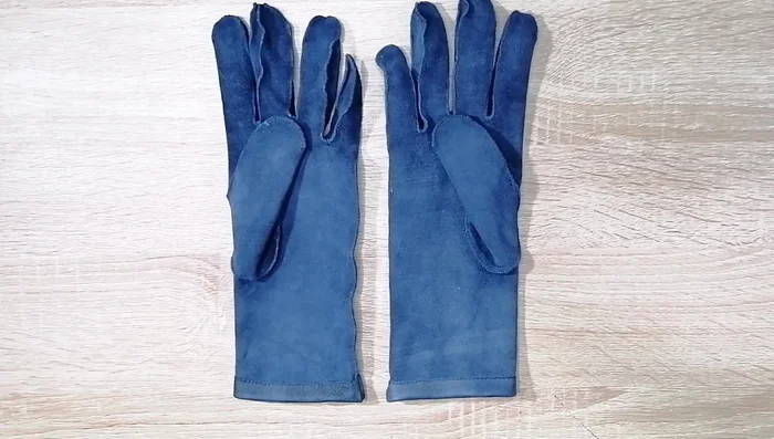 Hammer the seams: Use a smooth-surfaced hammer to flatten the seams and knotted areas for a professional finish.