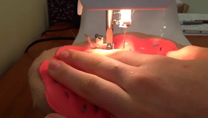 Sew along the inside circle to close the gap.