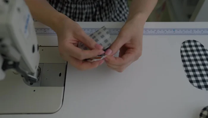 Turn and finish: Turn the slippers inside out through the opening. Use an invisible stitch to close the opening. Stuff the toe with soft fabric and steam to shape.