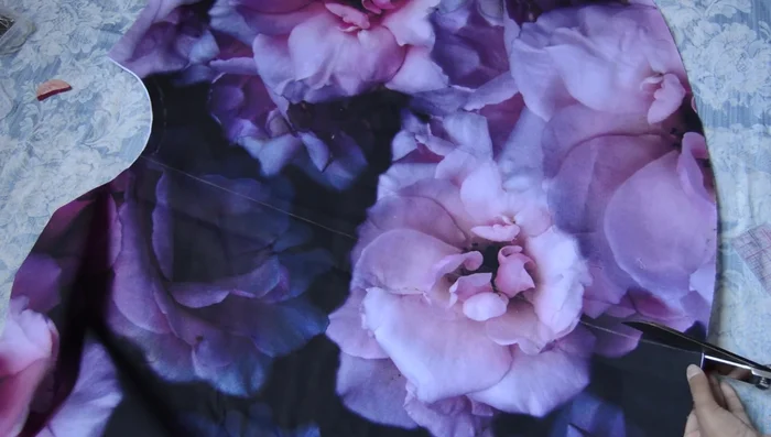 Cut a straight line on one part of the skirt.