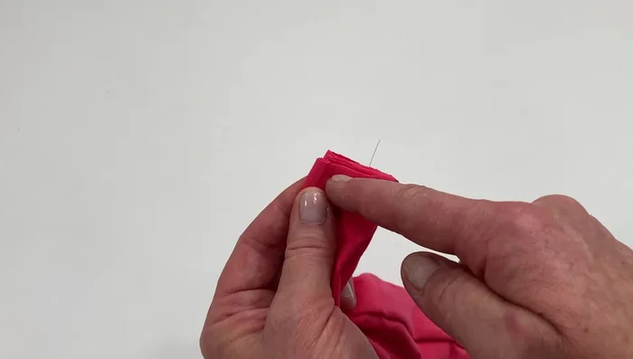 Trim the seam and turn right side out.