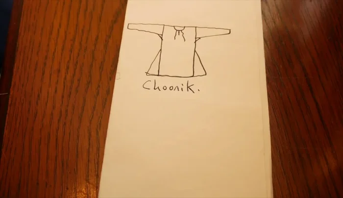 Insert the underarm gussets.