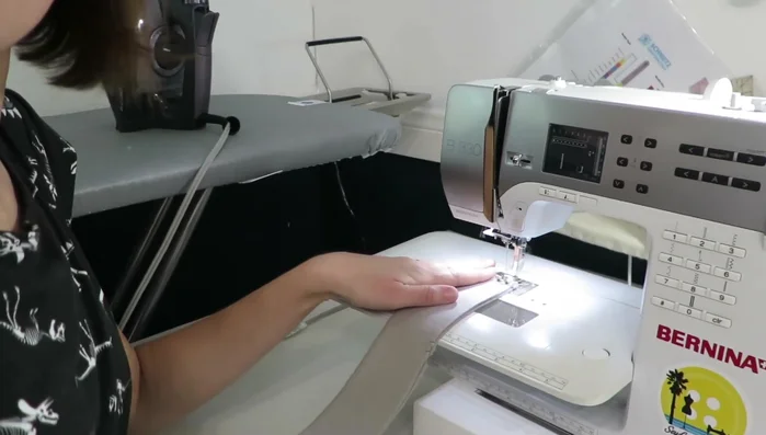 Baste the raw edge of the brim at a half-inch seam allowance.