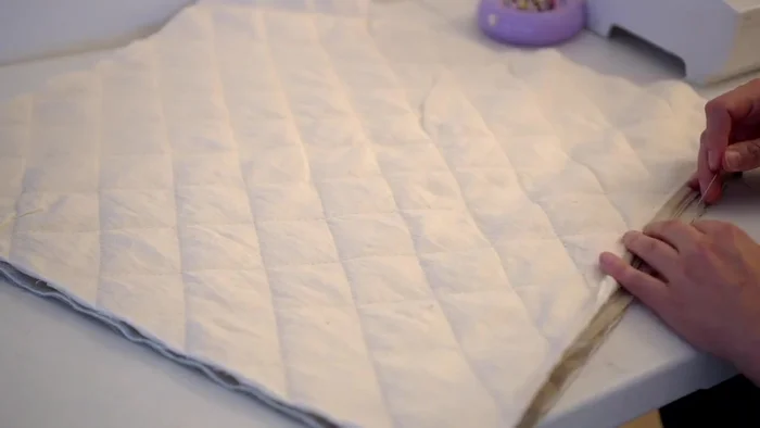 Repeat Step 12 for the other quilted piece.