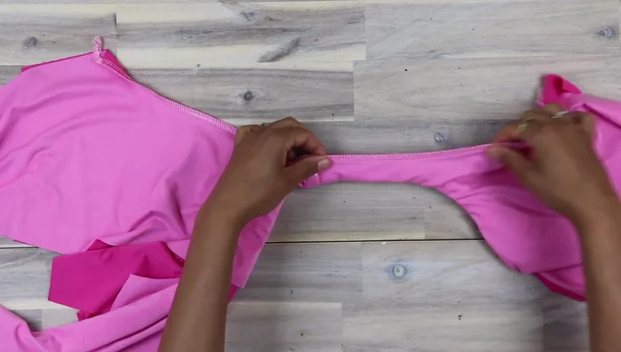 Understitch the armhole seam up to the side seam on both sides.