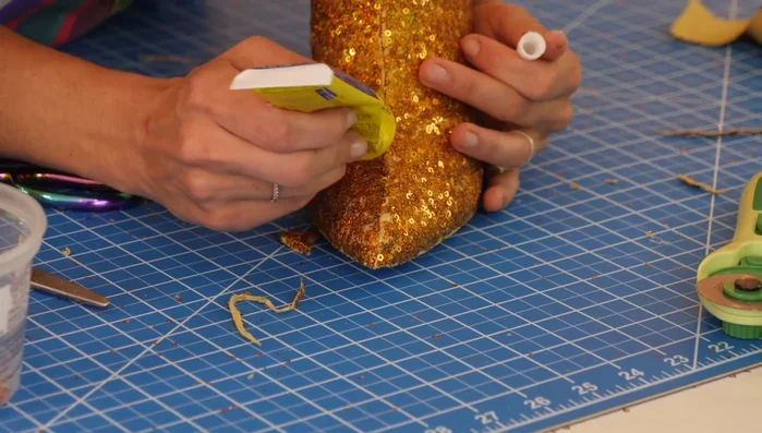 Wrap soft elastic around the inside for comfort and a clean finish.