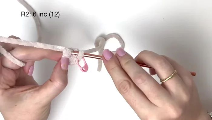 Head: Attach safety eyes between rounds 2 and 3