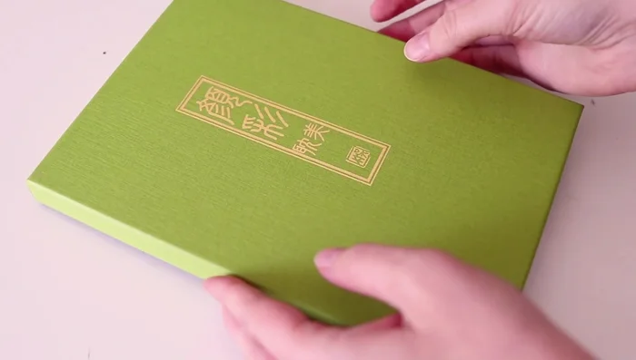 Adding accents and lightening colors with white gouache.