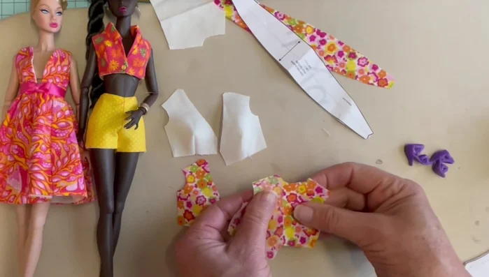 Sew shoulder seams (both bodice and lining).