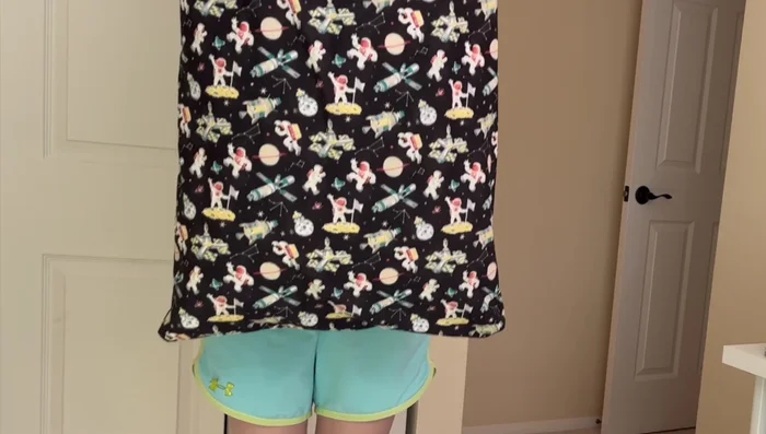 Turn the cover right side out.