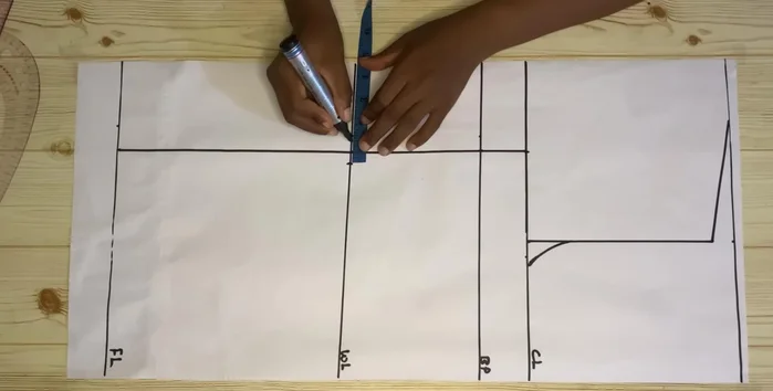 On the chest, waist, and hip lines, add 1 inch seam allowance to your initial measurements divided by four. Connect these points.