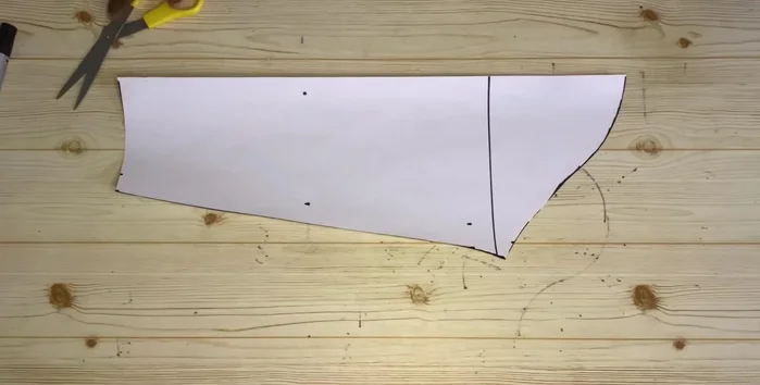 Cut out the sleeve pattern.