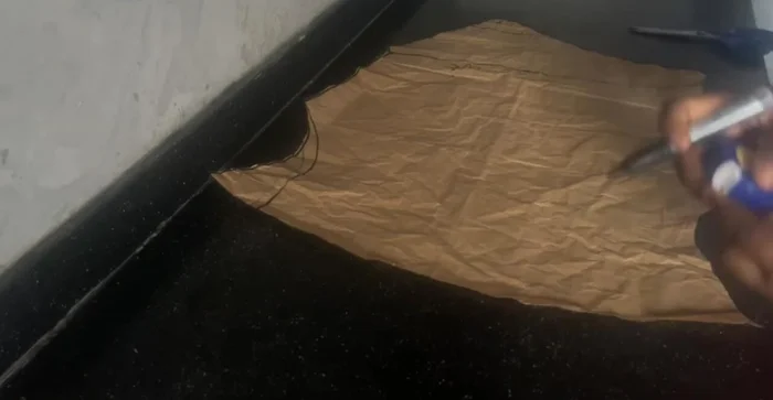 Cut the pattern. For the off-shoulder design, mark and cut off 3 inches from the shoulder area, and then cut 9 inches from the shoulder section that will fall, and 5 inches from the other shoulder (adjust according to your shoulder width).