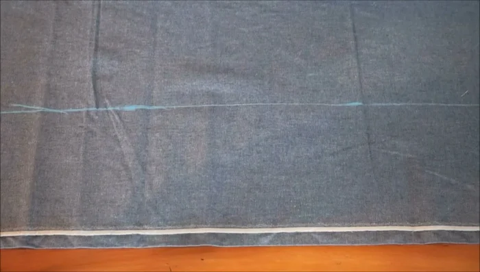 Cut out the base circle and the strap.