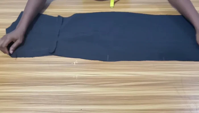 Mark the zipper allowance on the back bodice. Stitch the zipper into place.