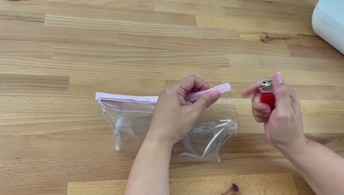 Turn right side out: Carefully turn the pouch right side out. Push out the corners to create sharp edges.