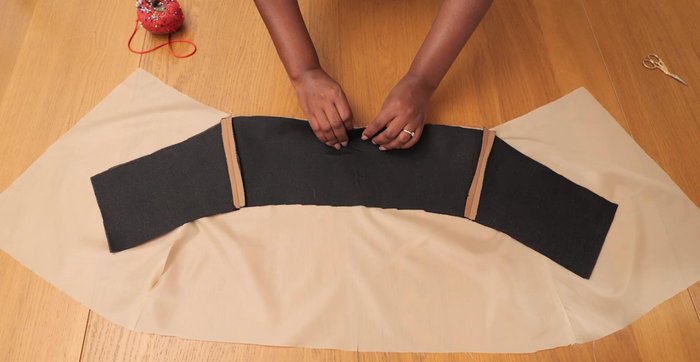 Attach the second waistband set to the lining top edge.