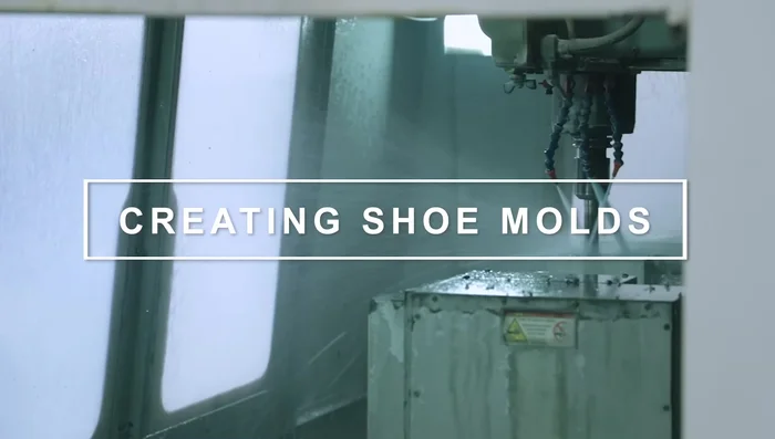 Sole Injection Molding: Injecting material into the mold, pressurizing, and curing to create the finished sole.