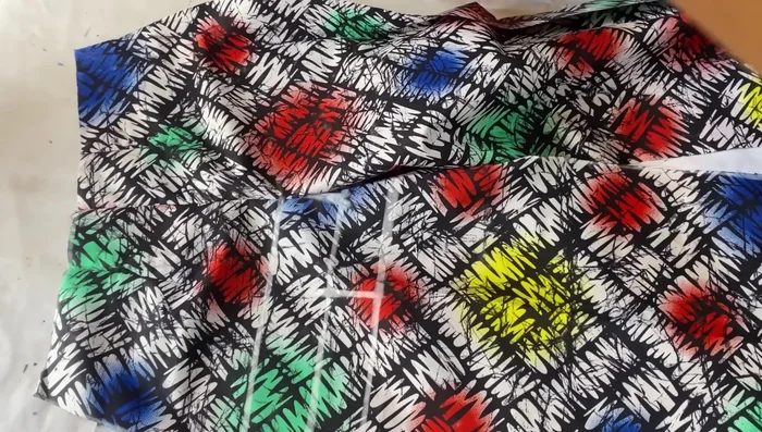 Sew the side seams of the pant (1 inch seam allowance).