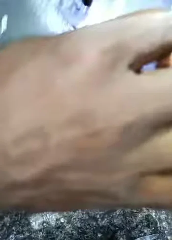 Note: Lining is added *before* attaching the T-rope for a clean finish.