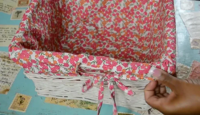 Remove any existing hems from the old liner pieces.