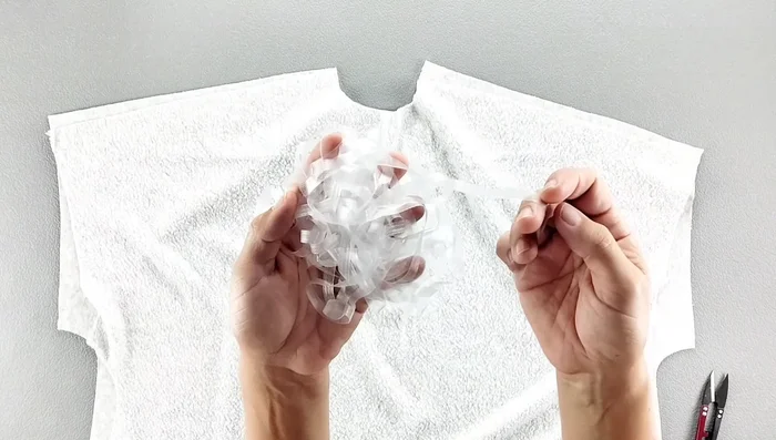 Sew the shoulder seams of the facing pieces and press seam allowances towards the front.