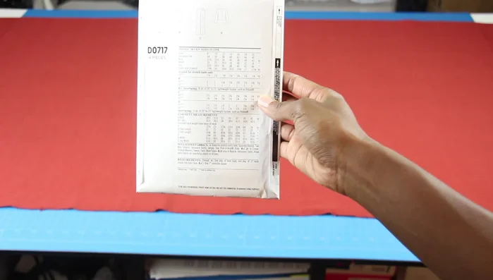 Choose the correct size from the New Look pattern D0717 view A based on your measurements. Cut out the front pattern piece.