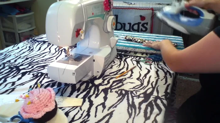 Trim any loose threads.