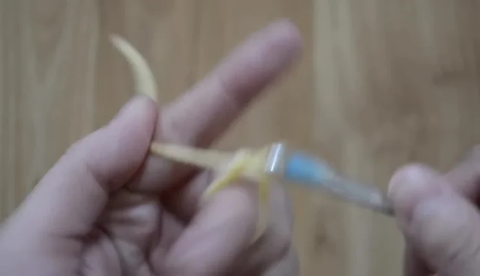 Rounds 14-15: Decrease stitches to close the body, working into the back loop only for round 15.