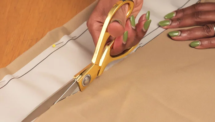 Cut out fabric pieces: Cut out two main belt pieces and five belt loop pieces.