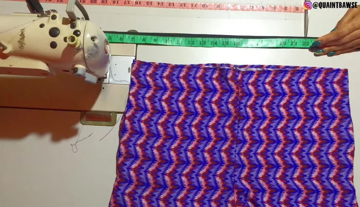 Cut the elastic to the calculated length.