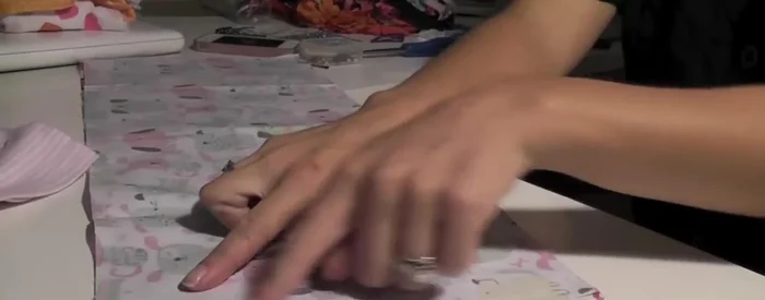 Open up the seams and press them down on both sides.