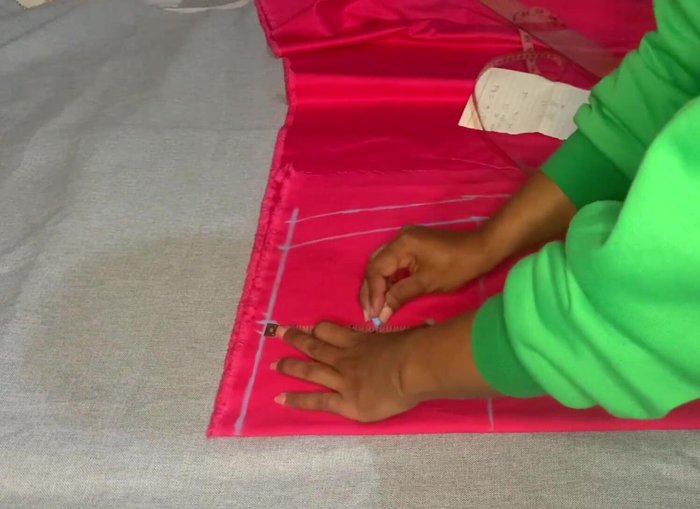 Find the center for the waist and come down 4 inches for the dart length. Open the darts by 0.5 inches.