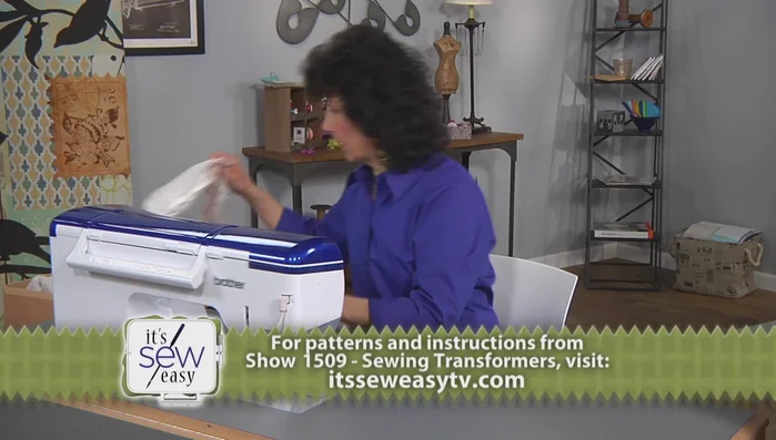 Turn the collar right-side out through the opening and press the seams.