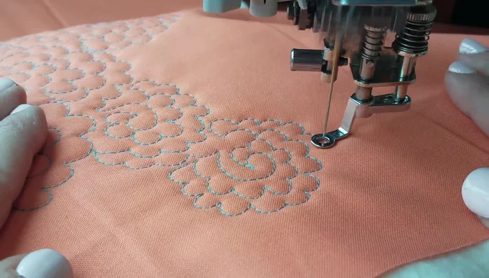 Repeat steps 2 and 3 until the flower is complete.