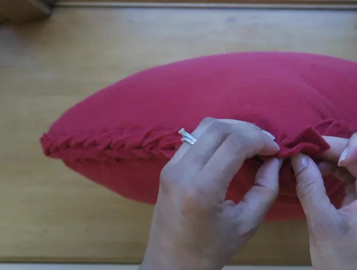 Tuck and neatly finish the remaining flaps.