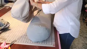 DIY Bolster Pillow: The Fastest & Easiest Invisible Zipper Method