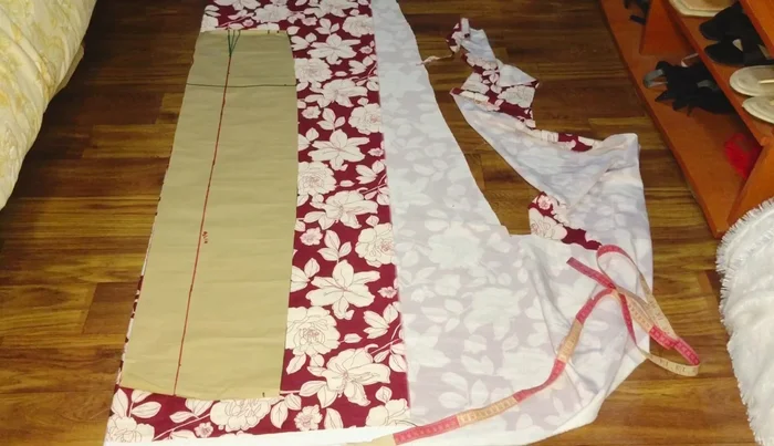 Slash the slit area of the front piece to allow for ease of movement. Close the slit slightly, leaving a gap of about 6 inches (divided by two, for a 3-inch slit on each side) for a natural drape.