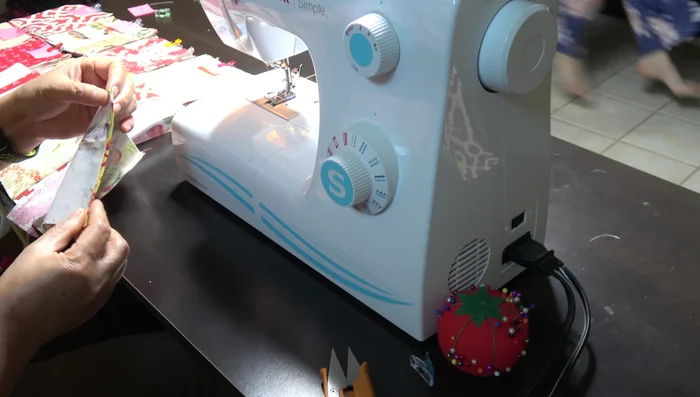 Connect the pairs to make rows. Continue until you have the desired number of rows (in this case, three rows). Connect rows at the back, either by opening the seam or folding and ironing. Iron rows in opposite directions for a flat result.