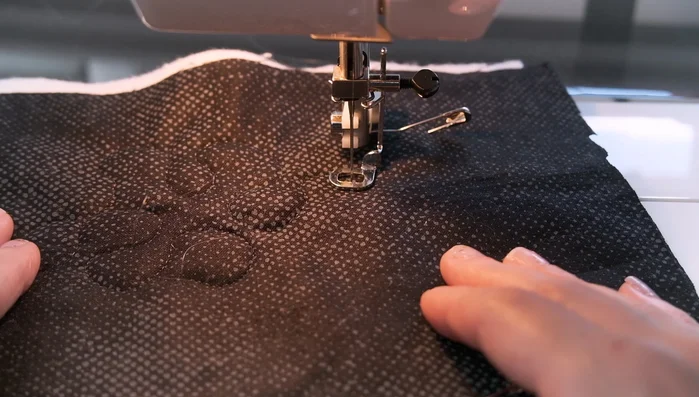 Adjust speed for curves: Slow down when quilting around curves to prevent 'eyelashing' (uneven stitches).