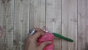 Beginner-Friendly Crochet Ribbed Fingerless Gloves Tutorial
