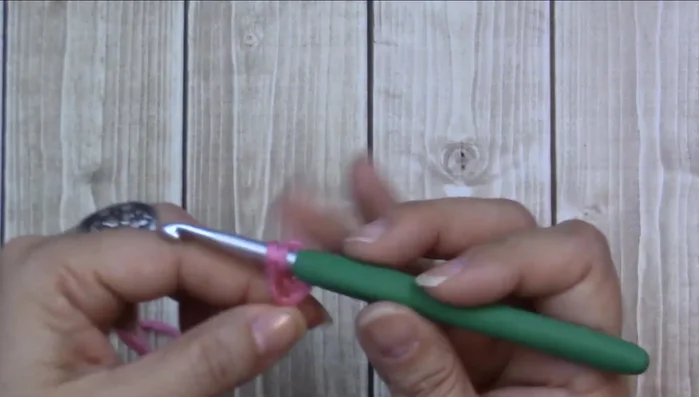 Chain 1, turn your work.