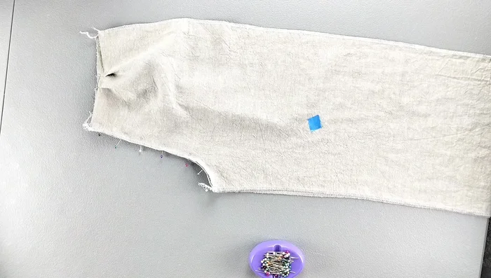 Sew the crotch curve of the back pant pieces together (bottom section only).