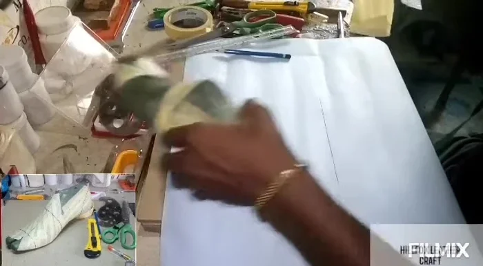 Cut out the pattern.